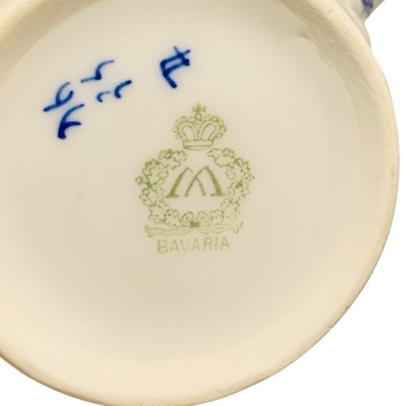 Vintage Moschendorf Bavaria Blue White Strawflower‎ Chocolate Cups Set of 2 - Picture 5 of 13
